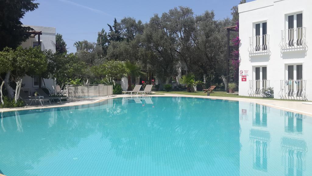 Meis Hotel Bitez Eksteriør billede